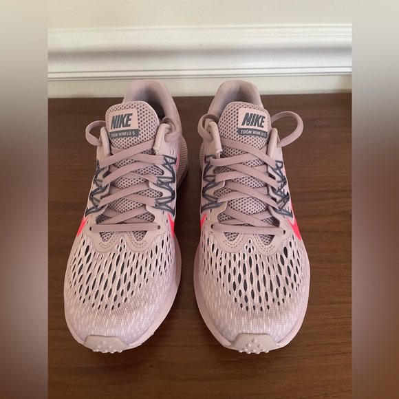 Nike Zoom Winflo 5 Women Size 6 - Picture 2 of 5